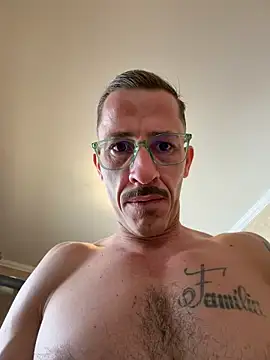 Snapshot of Lucasjandre chatting on June 9, 2:39 pm Lucasjandre online show from June 9, 2:39 pm