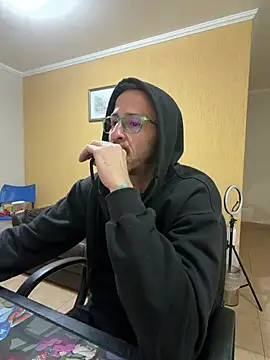 Lucasjandre online show from July 28, 12:51 am