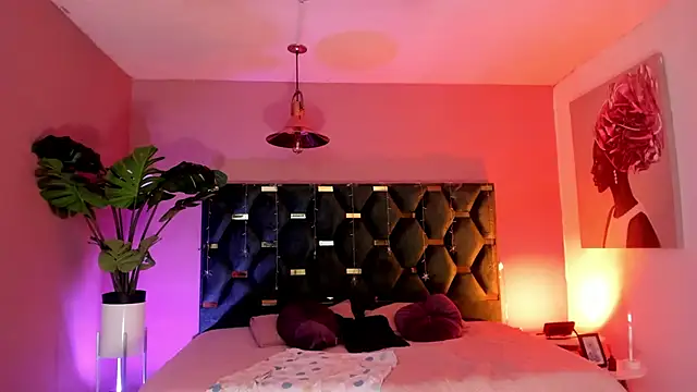 Velvet Dreamss online show from March 17, 11:35 am