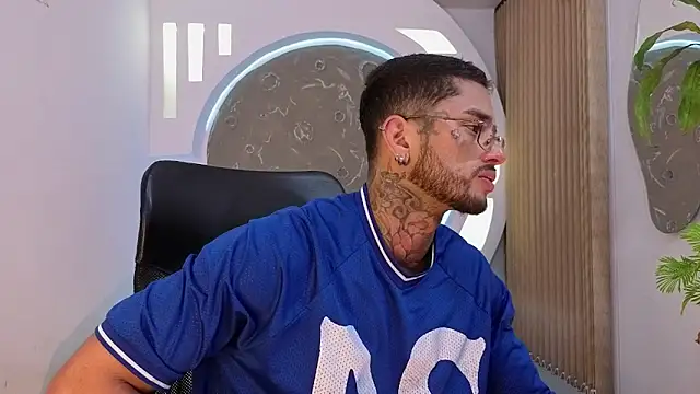 Alanrodgers online show from April 22, 11:34 am