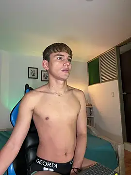 estebanperez 26 online show from February 8, 3:10 am