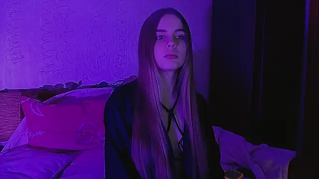 AlicaLOVEalisa777 online show from December 17, 2:23 pm