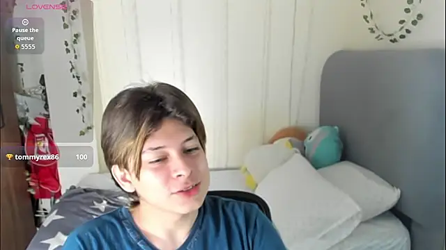 Felix kitty online show from January 10, 7:26 pm