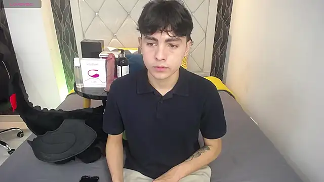 Samu FoXXX online show from November 15, 8:16 pm