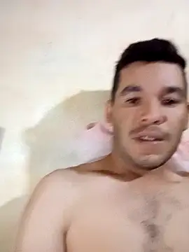 Snapshot of Antonii96 chatting on November 12, 1:50 am Antonii96 online show from November 12, 1:50 am