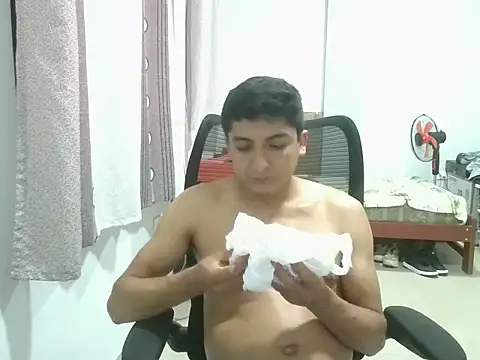 romdem online show from March 5, 3:57 am