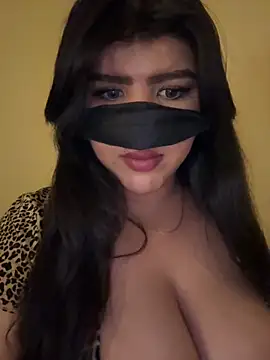 Miss-Ghazal888 online show from March 26, 7:08 pm