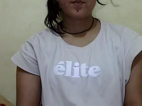 Anika Singh online show from April 28, 2:44 pm