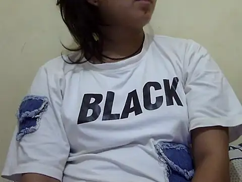 Anika Singh online show from June 9, 9:54 am