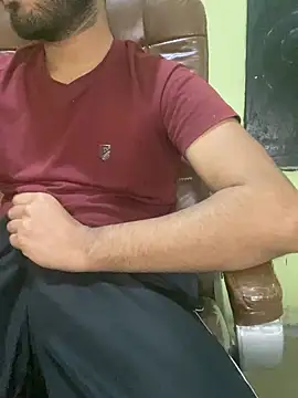 hotyyyyjonny online show from April 11, 5:23 am