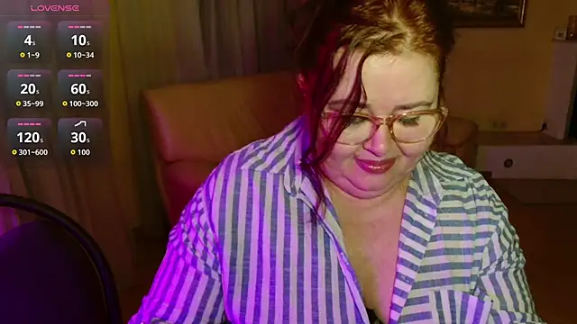 Natali-Gucci online show from March 6, 9:22 pm