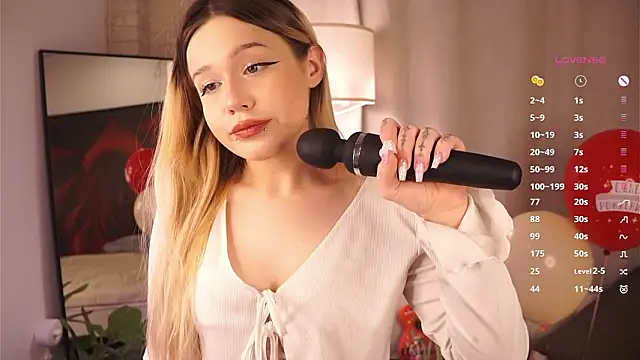 Love audirs6 online show from March 6, 12:56 pm