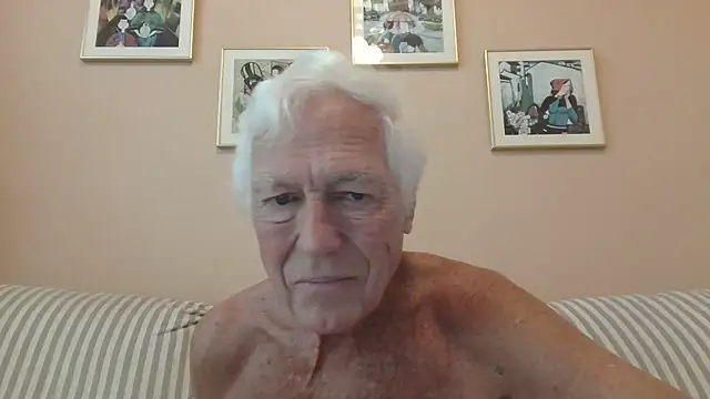 Snapshot of capttp chatting on December 11, 3:47 pm capttp online show from December 11, 3:47 pm