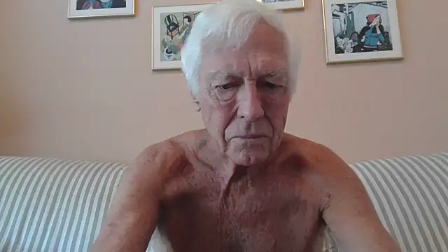 Snapshot of capttp chatting on December 13, 3:43 pm capttp online show from December 13, 3:43 pm