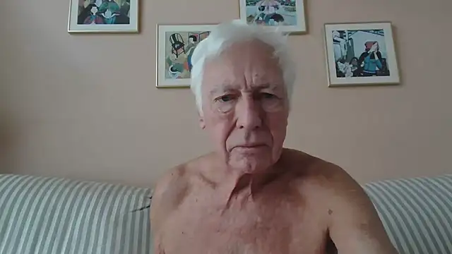 Snapshot of capttp chatting on January 11, 3:42 pm capttp online show from January 11, 3:42 pm