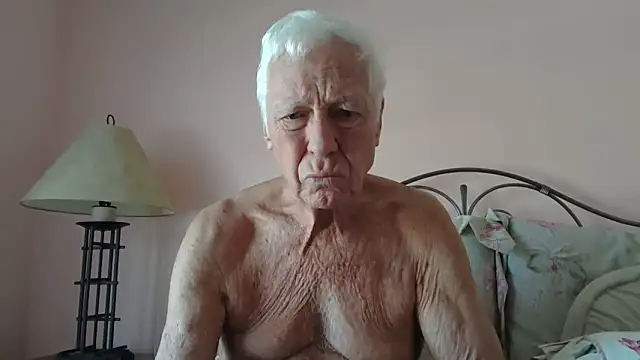 Snapshot of capttp chatting on January 22, 3:40 pm capttp online show from January 22, 3:40 pm