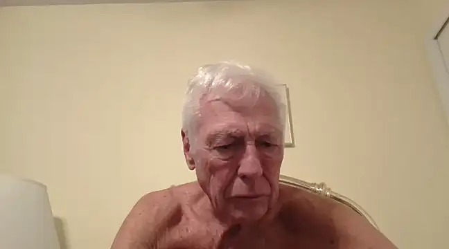 Snapshot of capttp chatting on February 3, 3:53 am capttp online show from February 3, 3:53 am