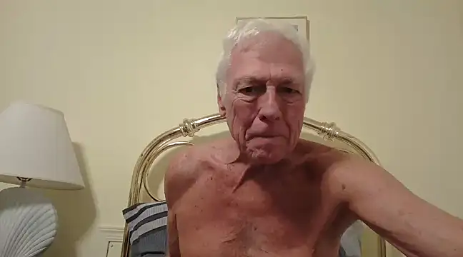 Snapshot of capttp chatting on February 5, 3:55 am capttp online show from February 5, 3:55 am