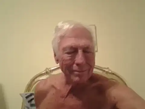 Snapshot of capttp chatting on October 10, 2:32 am capttp online show from October 10, 2:32 am