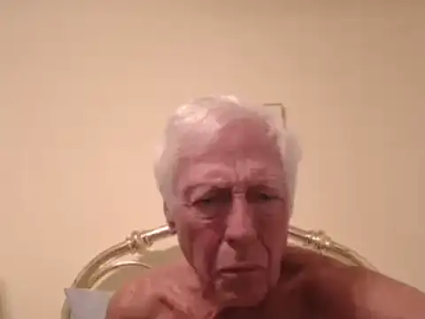 Snapshot of capttp chatting on October 14, 2:56 am capttp online show from October 14, 2:56 am