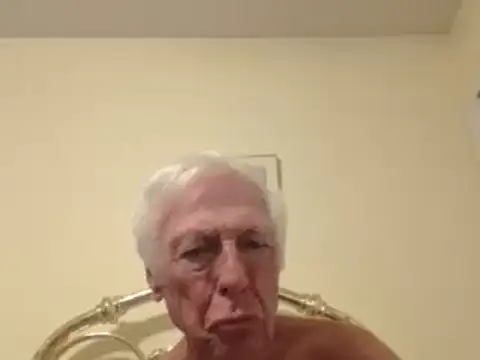 Snapshot of capttp chatting on October 24, 2:41 am capttp online show from October 24, 2:41 am