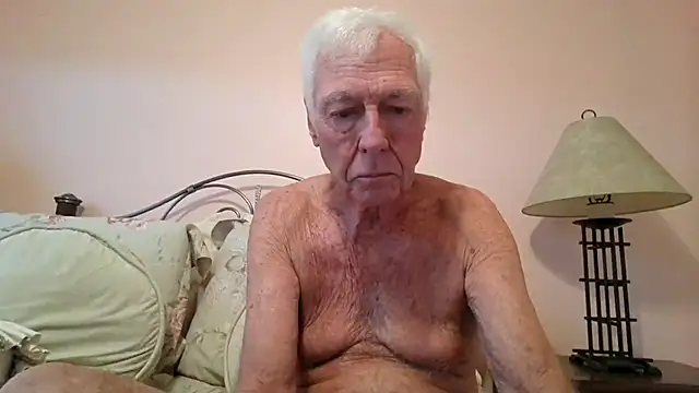 Snapshot of capttp chatting on November 10, 4:28 pm capttp online show from November 10, 4:28 pm