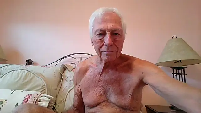 Snapshot of capttp chatting on November 21, 4:05 pm capttp online show from November 21, 4:05 pm