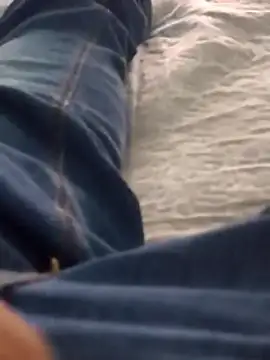 Robesz1982 online show from January 18, 11:58 am