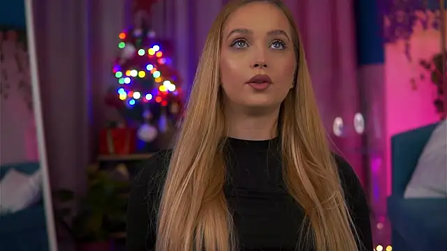 ElyssawetXX online show from December 5, 7:21 pm