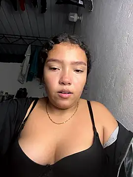 PetiteKattia online show from January 18, 5:11 am