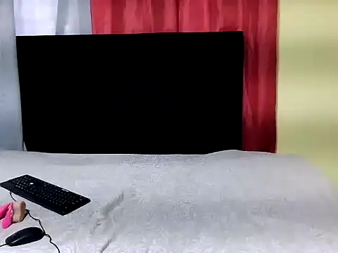 Snapshot of CoconutLady chatting on November 14, 7:29 am CoconutLady online show from November 14, 7:29 am