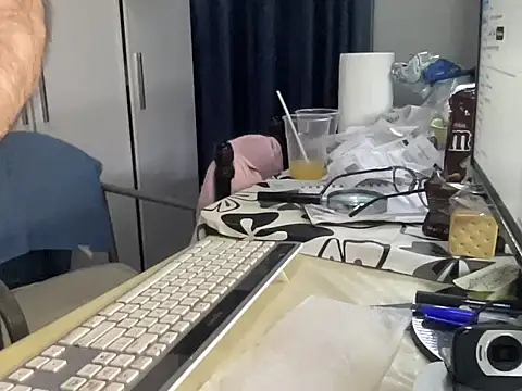 coach-karl online show from November 3, 12:06 pm