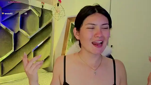 Brandy collinss online show from March 1, 1:02 pm