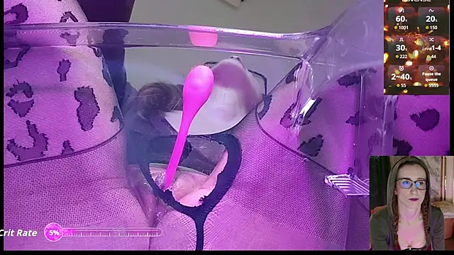 Snapshot of SassySquirtQueen chatting on November 24, 11:10 am SassySquirtQueen online show from November 24, 11:10 am