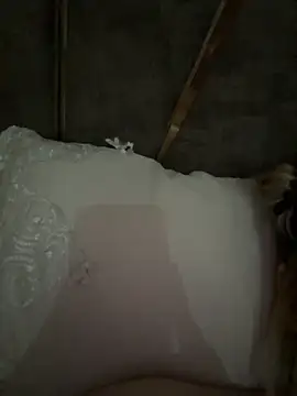 dalou3a22 online show from November 15, 12:30 am