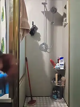 piggylatino online show from December 19, 3:24 am