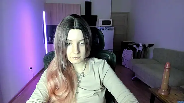 v crizis324 online show from November 20, 1:33 pm