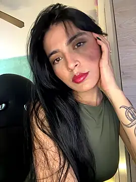 Cristal Cerati  online show from January 8, 9:17 pm