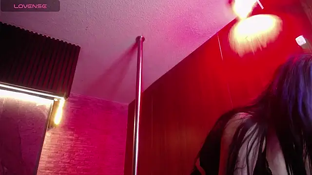Belladonna trix online show from June 9, 7:25 pm