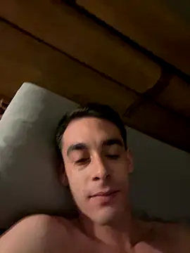 Snapshot of 18k_boss chatting on November 12, 12:11 am 18k boss online show from November 12, 12:11 am