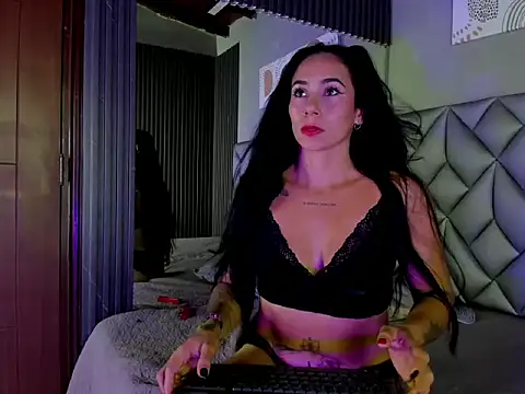 May-Clanfort online show from November 26, 1:12 pm