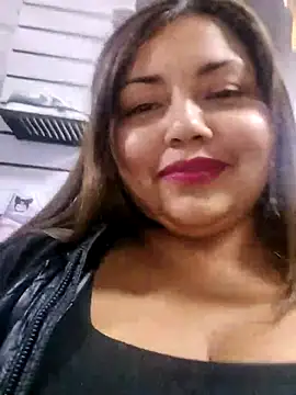 Snapshot of la_beba20 chatting on November 14, 11:02 pm la beba20 online show from November 14, 11:02 pm