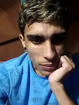 Snapshot of Moreno_HOT_Dotado chatting on November 12, 12:00 am Moreno HOT Dotado online show from November 12, 12:00 am