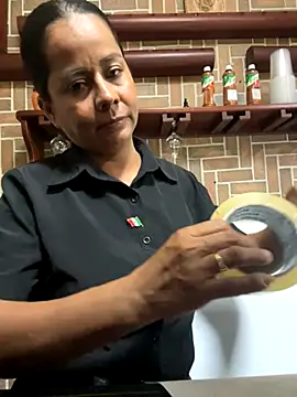 Snapshot of Aleja-198522 chatting on November 20, 12:11 am Aleja-198522 online show from November 20, 12:11 am