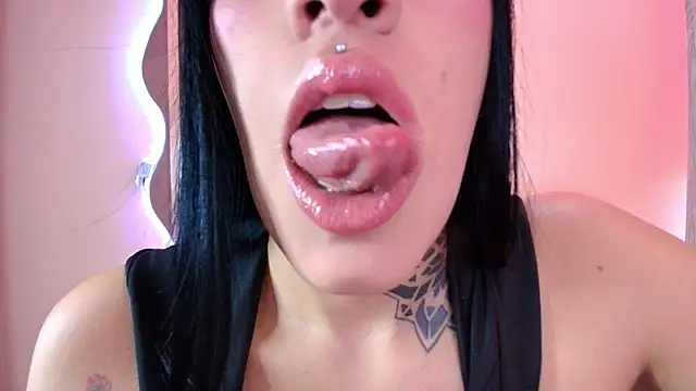 catte jensen online show from November 23, 7:46 pm