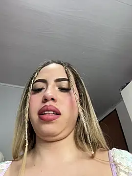 cupcakee  online show from November 16, 7:52 pm