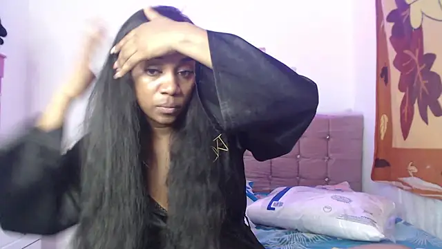 AishaOwens online show from January 7, 11:07 pm