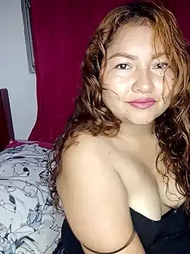 Alixx 01 online show from December 18, 11:55 pm