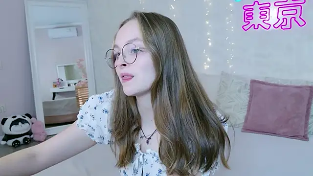 MadisonSmitt online show from November 24, 5:18 am