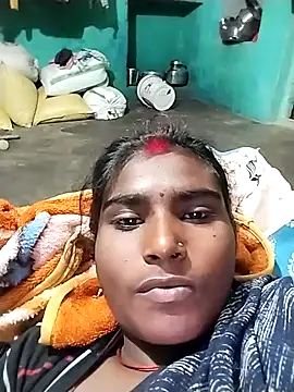 Big Lovexx online show from February 14, 9:55 pm